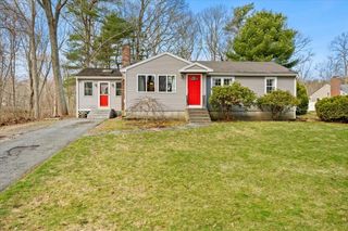 34 Hitchcock Lane, Attleboro, MA 02703
