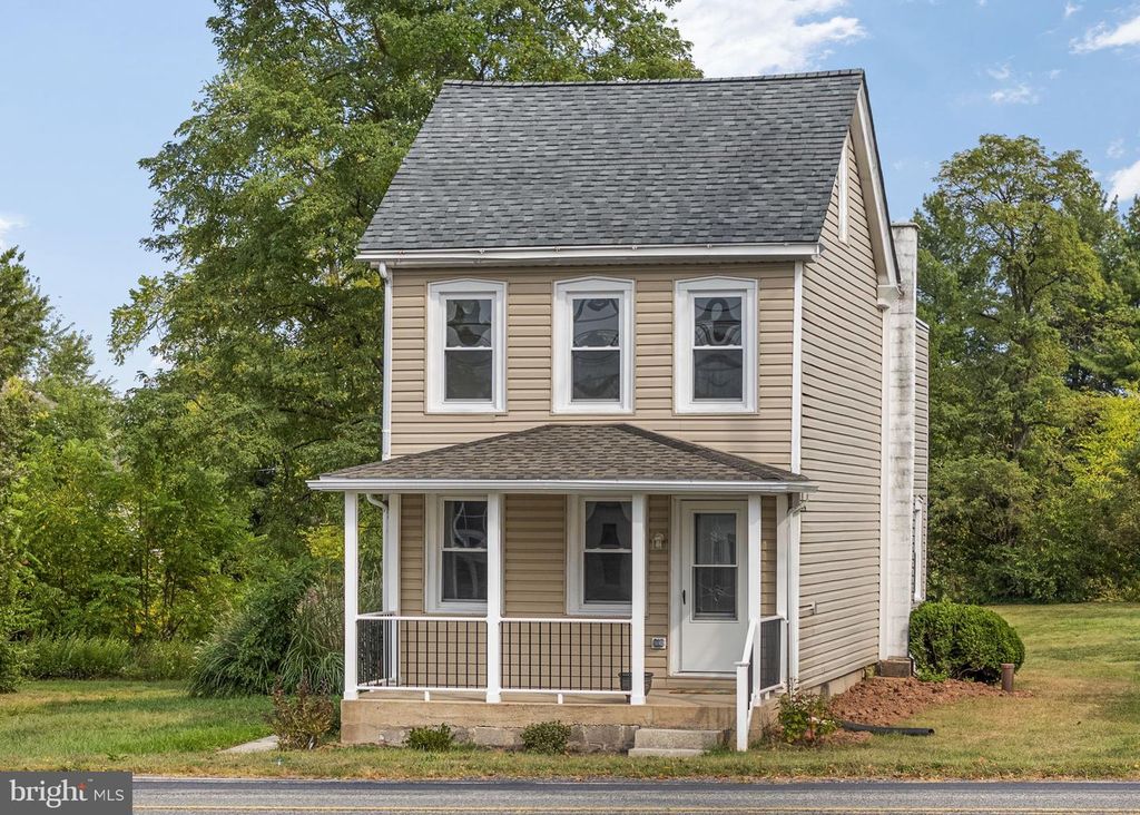 1030 S HANOVER ST, Pottstown, PA 19465