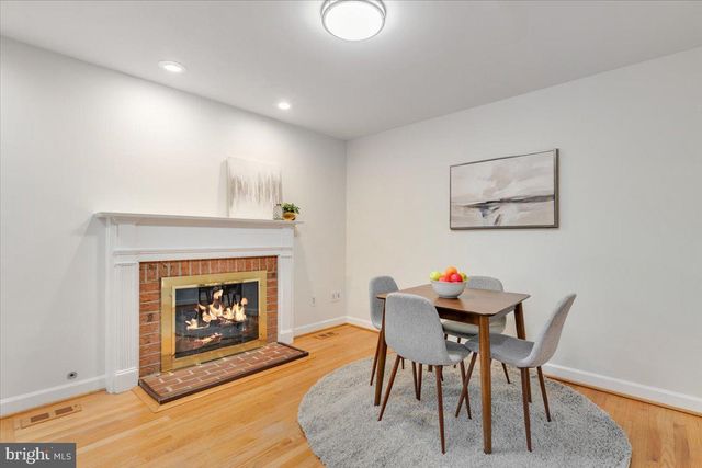 4416 S PERSHING CT, Arlington, VA 22204