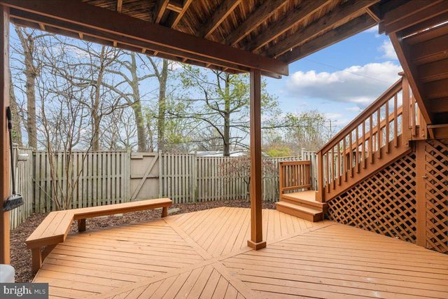 4416 S PERSHING CT, Arlington, VA 22204