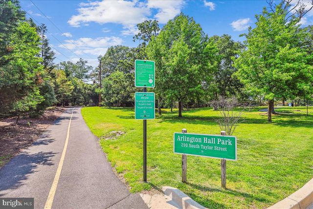 4416 S PERSHING CT, Arlington, VA 22204