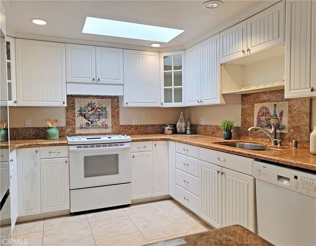 494 Calle Cadiz Unit A, Laguna Woods, CA 92637