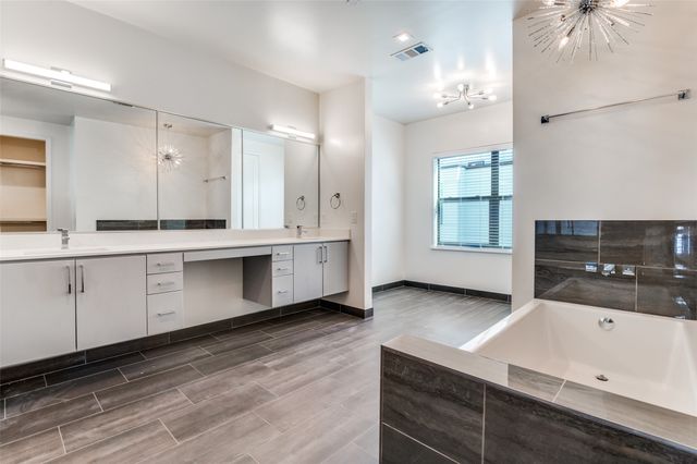 1813 Park Avenue 104, Dallas, TX 75215