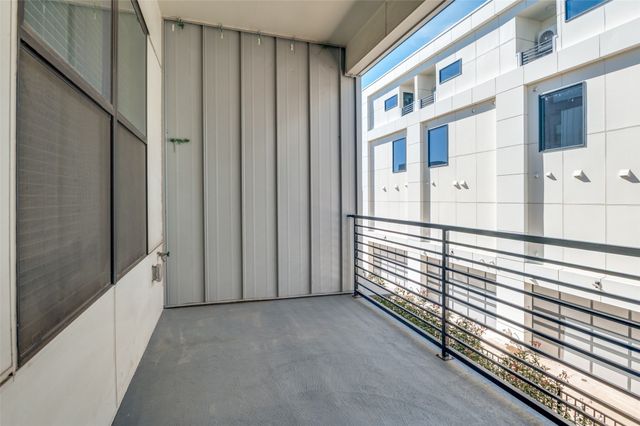 1813 Park Avenue 104, Dallas, TX 75215