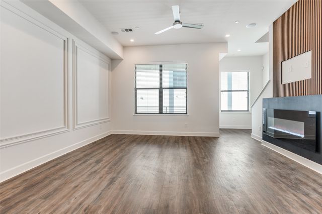 1813 Park Avenue 104, Dallas, TX 75215