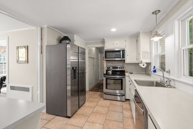 31 Old Farm Road, Dedham, MA 02026