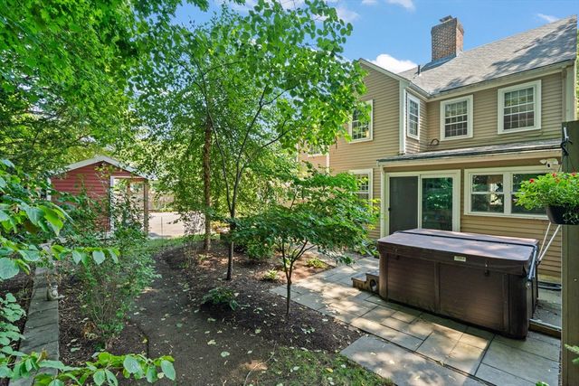 31 Old Farm Road, Dedham, MA 02026
