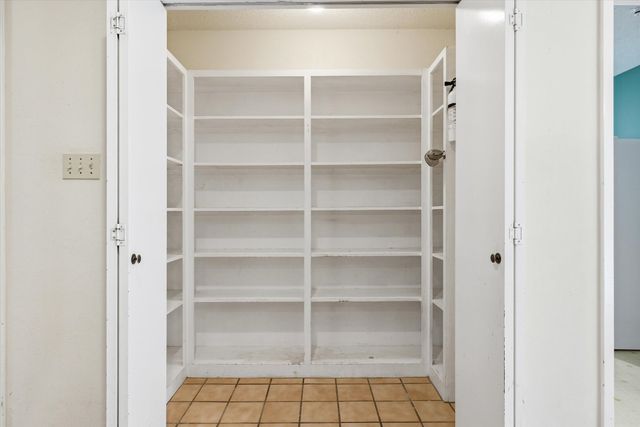 1444 Tanglewood Drive W, Hideaway, TX 75771