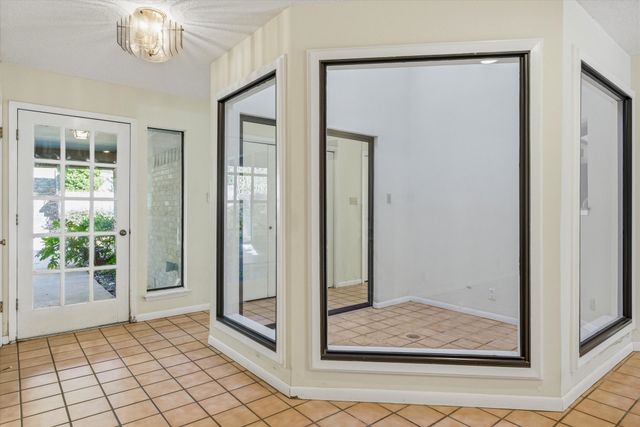 1444 Tanglewood Drive W, Hideaway, TX 75771