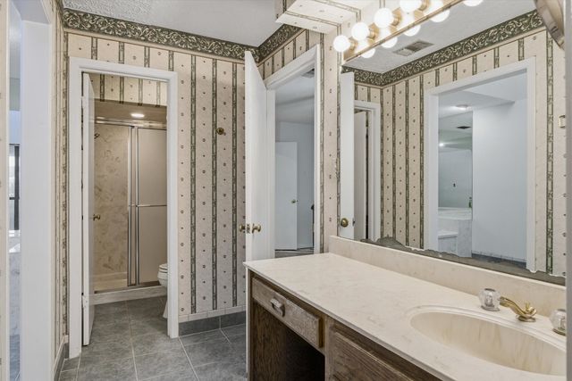 1444 Tanglewood Drive W, Hideaway, TX 75771