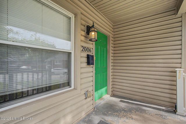 2006 Bradley Ave, Louisville, KY 40217
