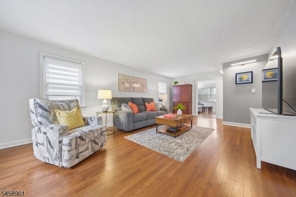 373 Saint Cloud Ave, West Orange Twp., NJ 07052 — photo 4