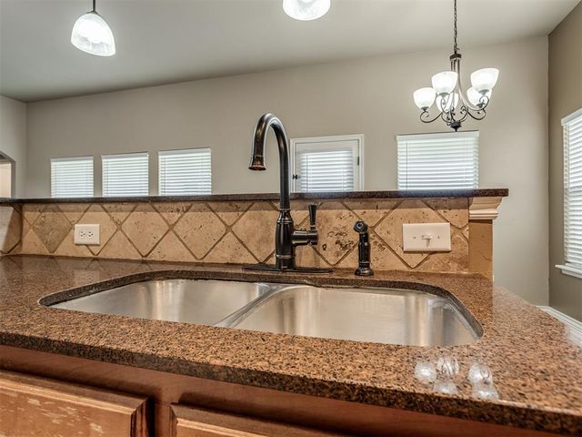 1108 SW 160th Court, Oklahoma City, OK 73170