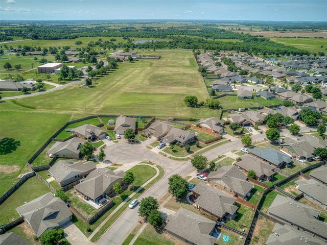 1108 SW 160th Court, Oklahoma City, OK 73170