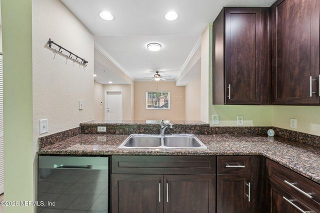 9745 TOUCHTON Road 703, Jacksonville, FL 32246