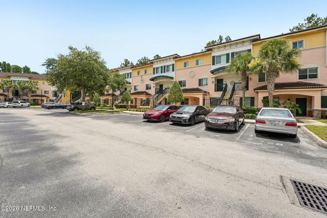 9745 TOUCHTON Road 703, Jacksonville, FL 32246