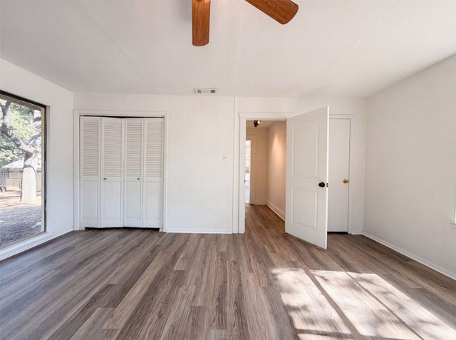 1856 Carl Street, Fort Worth, TX 76103