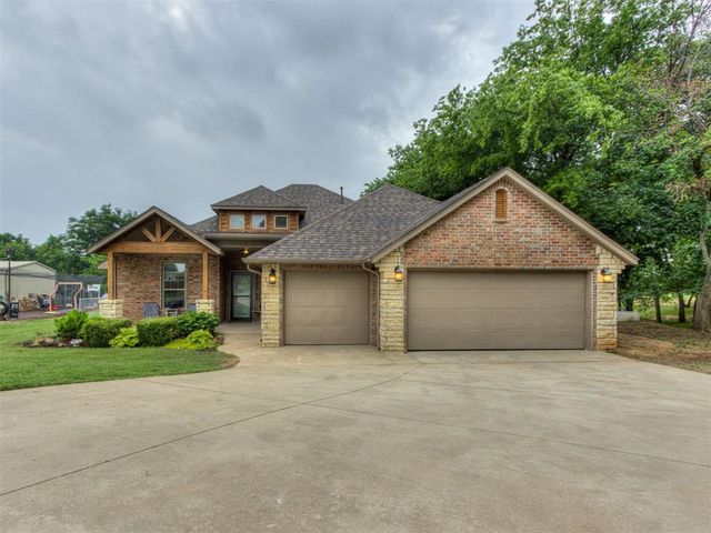 501 Arrowhead Drive, Tuttle, OK 73089