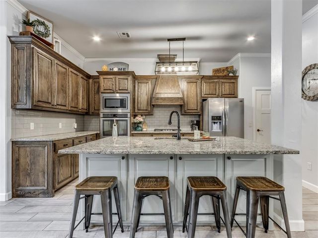501 Arrowhead Drive, Tuttle, OK 73089