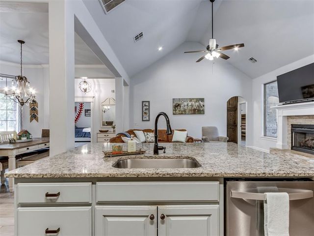 501 Arrowhead Drive, Tuttle, OK 73089