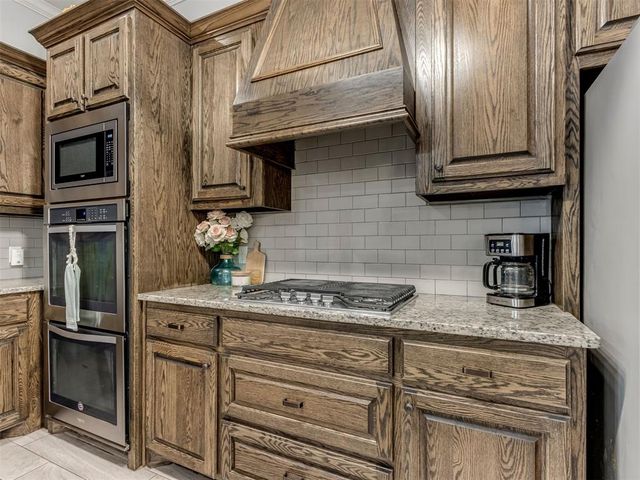 501 Arrowhead Drive, Tuttle, OK 73089
