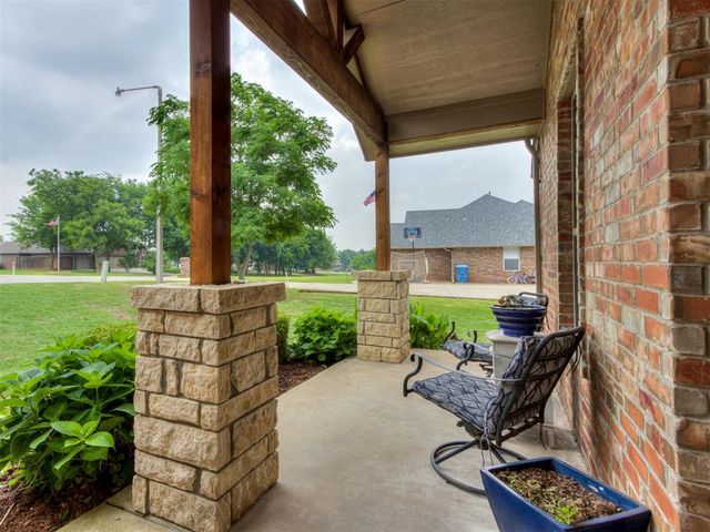 501 Arrowhead Drive, Tuttle, OK 73089
