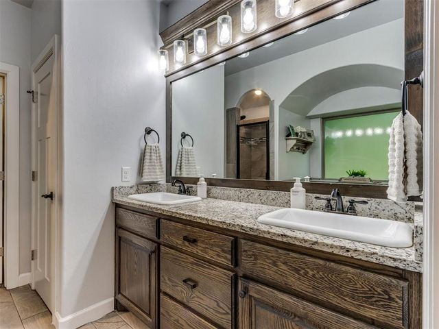 501 Arrowhead Drive, Tuttle, OK 73089