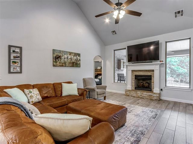 501 Arrowhead Drive, Tuttle, OK 73089