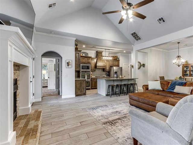 501 Arrowhead Drive, Tuttle, OK 73089