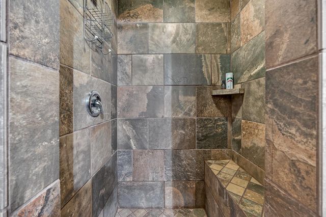 453 Blackbird Ln, Avery, CA 95224