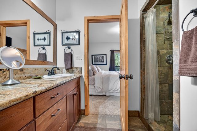 453 Blackbird Ln, Avery, CA 95224
