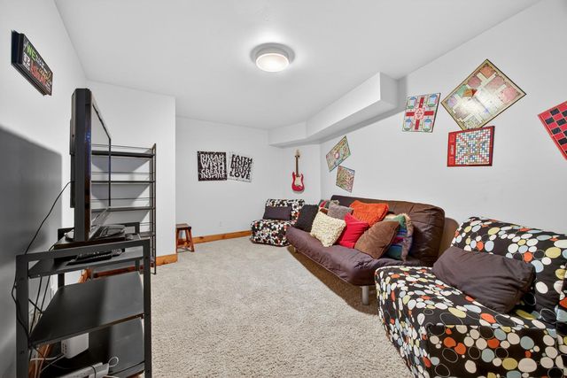 453 Blackbird Ln, Avery, CA 95224