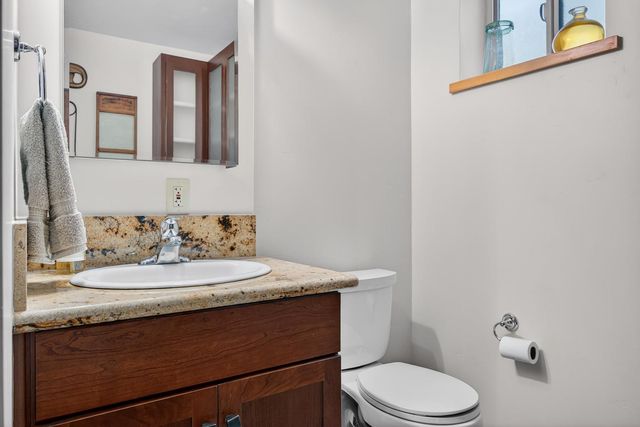 453 Blackbird Ln, Avery, CA 95224
