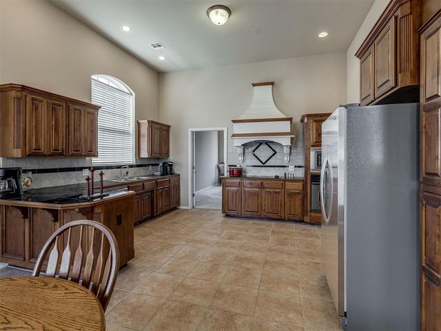 8832 NW 121st Ter, Oklahoma City, OK 73162