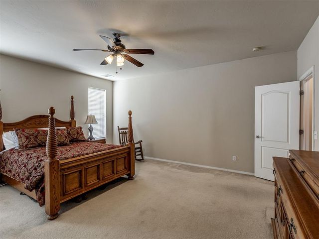 8832 NW 121st Ter, Oklahoma City, OK 73162