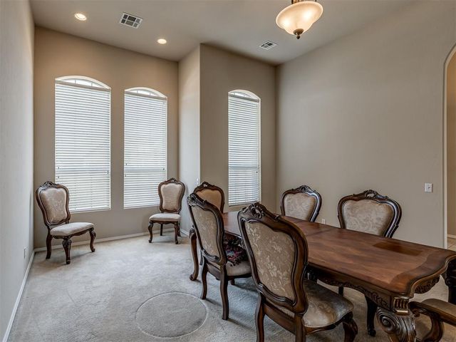 8832 NW 121st Ter, Oklahoma City, OK 73162