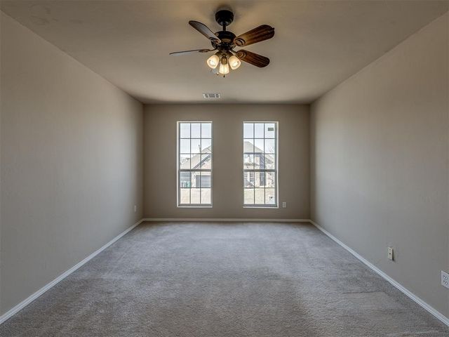 8832 NW 121st Ter, Oklahoma City, OK 73162