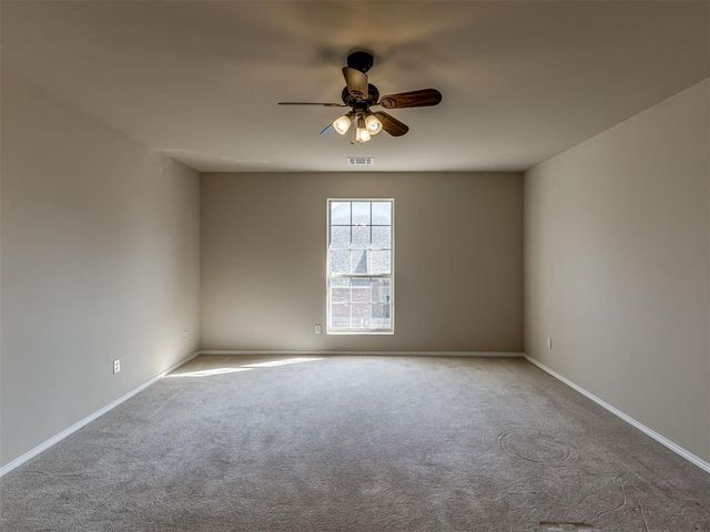 8832 NW 121st Ter, Oklahoma City, OK 73162