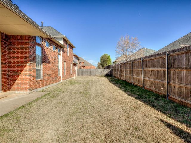 8832 NW 121st Ter, Oklahoma City, OK 73162