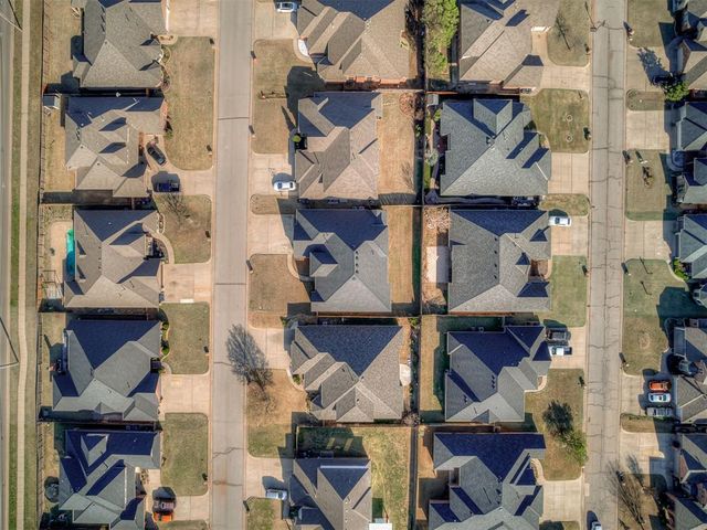 8832 NW 121st Ter, Oklahoma City, OK 73162