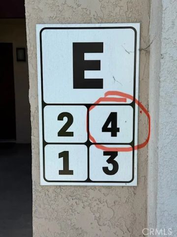 700 W La Veta E4, Orange, CA 92868