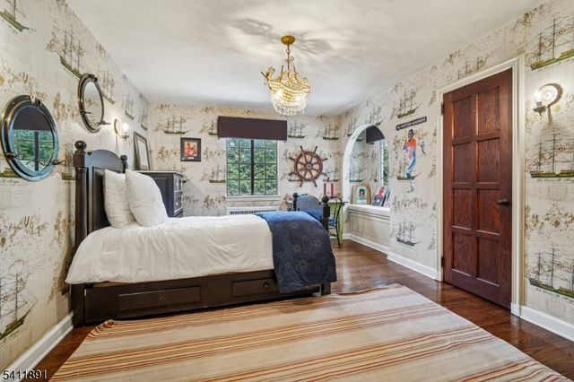 20 Barnsdale Rd, Millburn Twp., NJ 07078