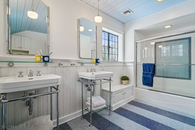 20 Barnsdale Rd, Millburn Twp., NJ 07078