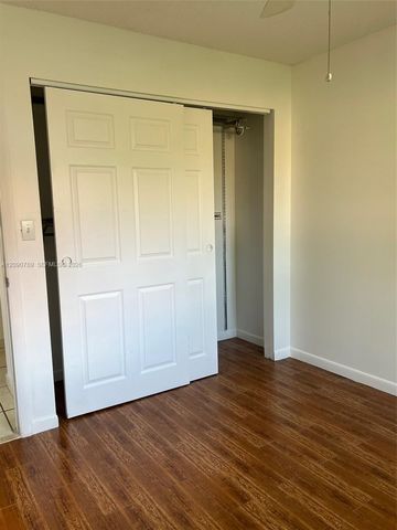 20680 NE 4th Court 206, Miami, FL 33179
