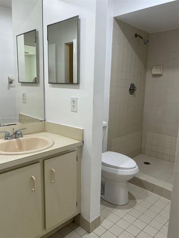20680 NE 4th Court 206, Miami, FL 33179