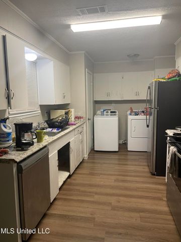 622 Chelsea Drive, Jackson, MS 39212