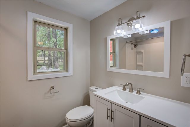 2841 Honey Bee Lane, Wills Point, TX 75169