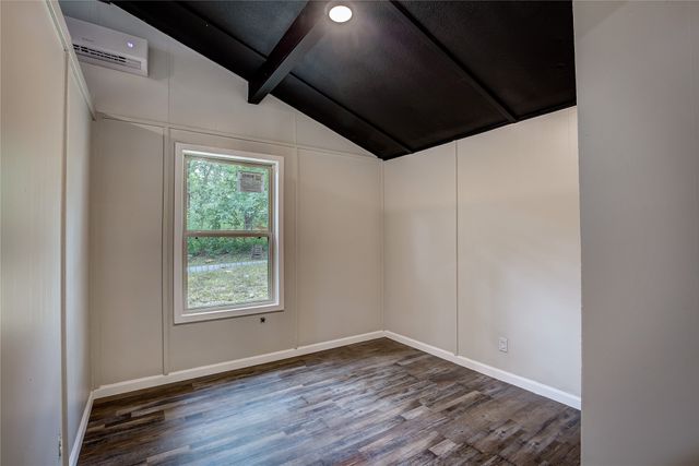 2841 Honey Bee Lane, Wills Point, TX 75169