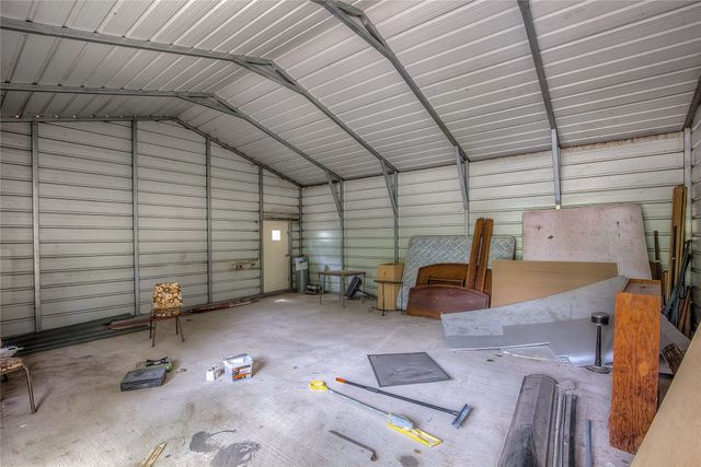 2841 Honey Bee Lane, Wills Point, TX 75169