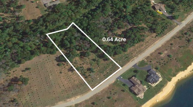 N8042 North Shore Drive, New Lisbon, WI 53950